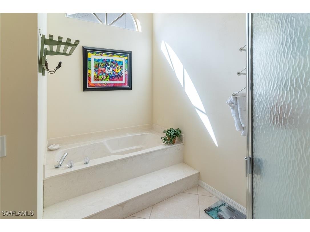 458 Countryside Drive Naples FL 34104 225064904 image24