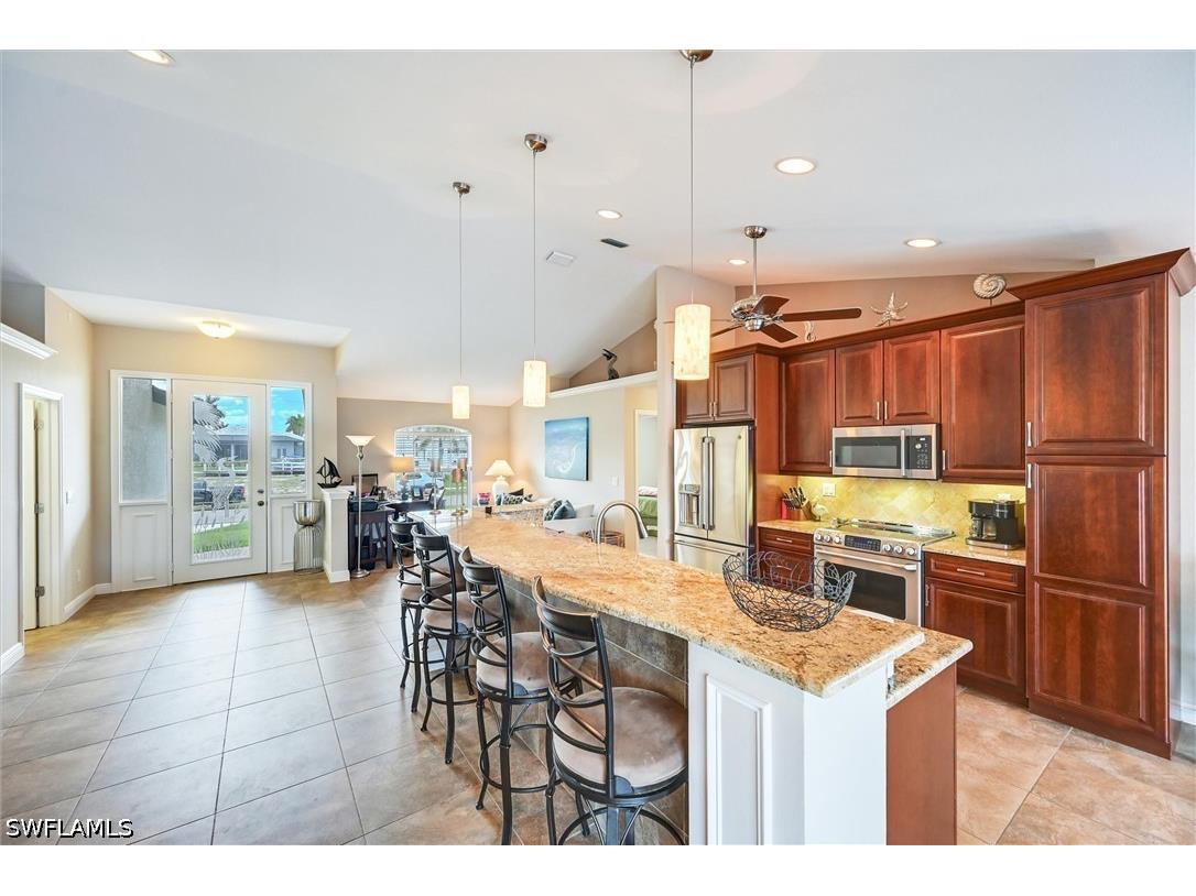 458 Waterleaf Court Marco Island FL 34145 226016609 image4