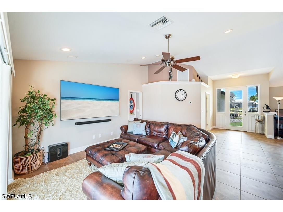458 Waterleaf Court Marco Island FL 34145 226016609 image6