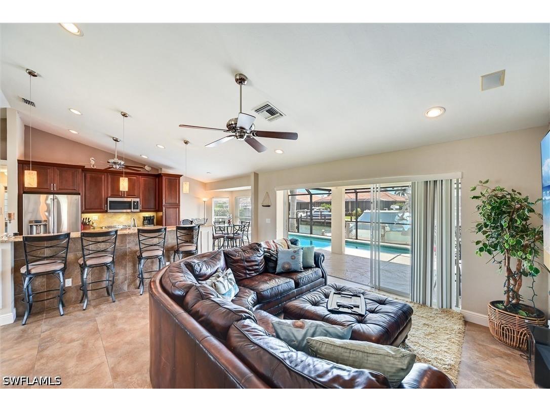 458 Waterleaf Court Marco Island FL 34145 226016609 image9