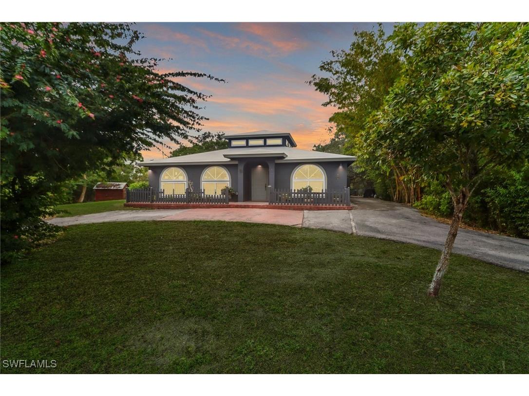 4580 54th Avenue NE Naples FL 34120 225011835 image1