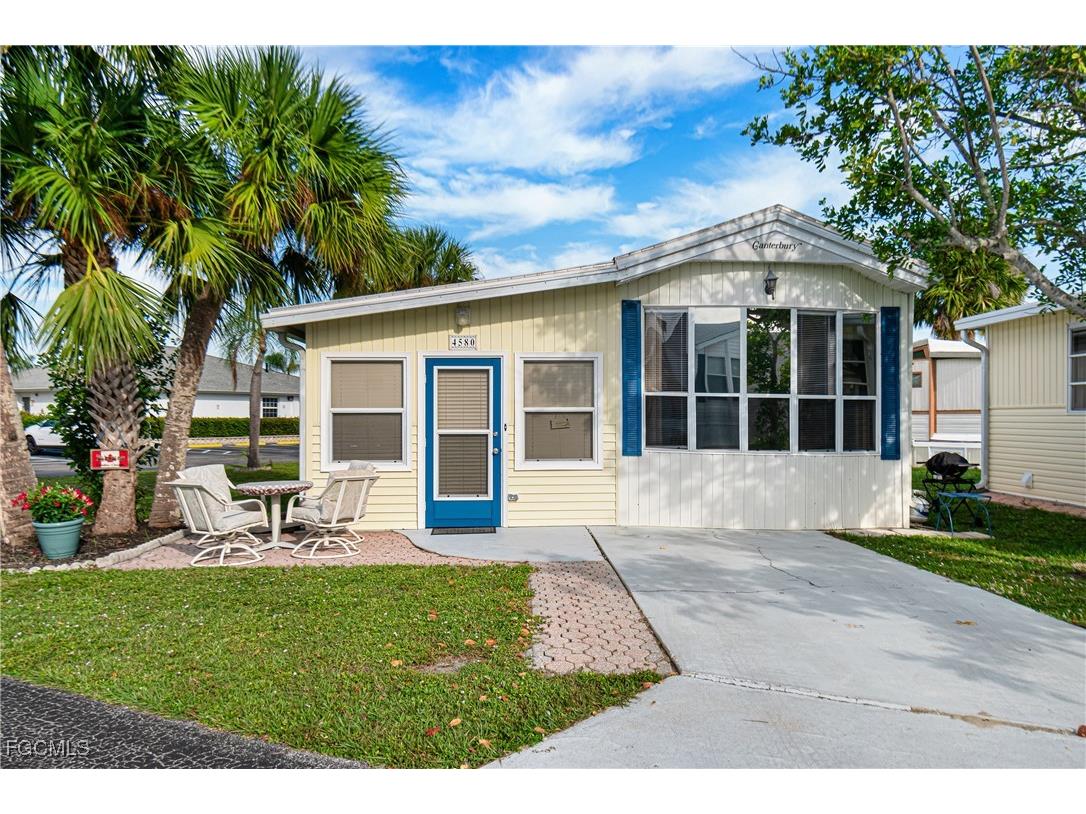 4580 Bayberry Way E #1 Estero FL 33928 2025006584 image1