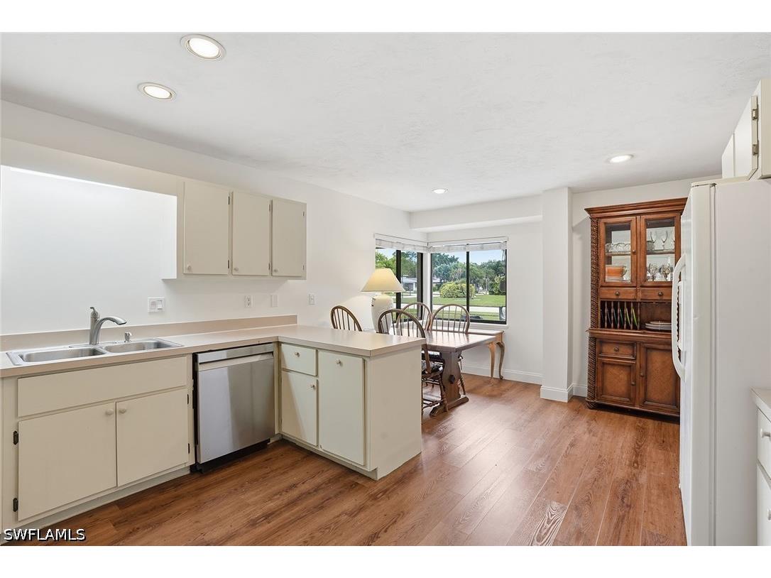 4581 Chippendale Drive Naples FL 34112 226012938 image10