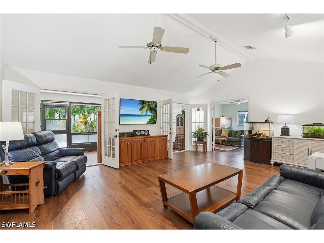 4581 Chippendale Drive Naples FL 34112 226012938 image7