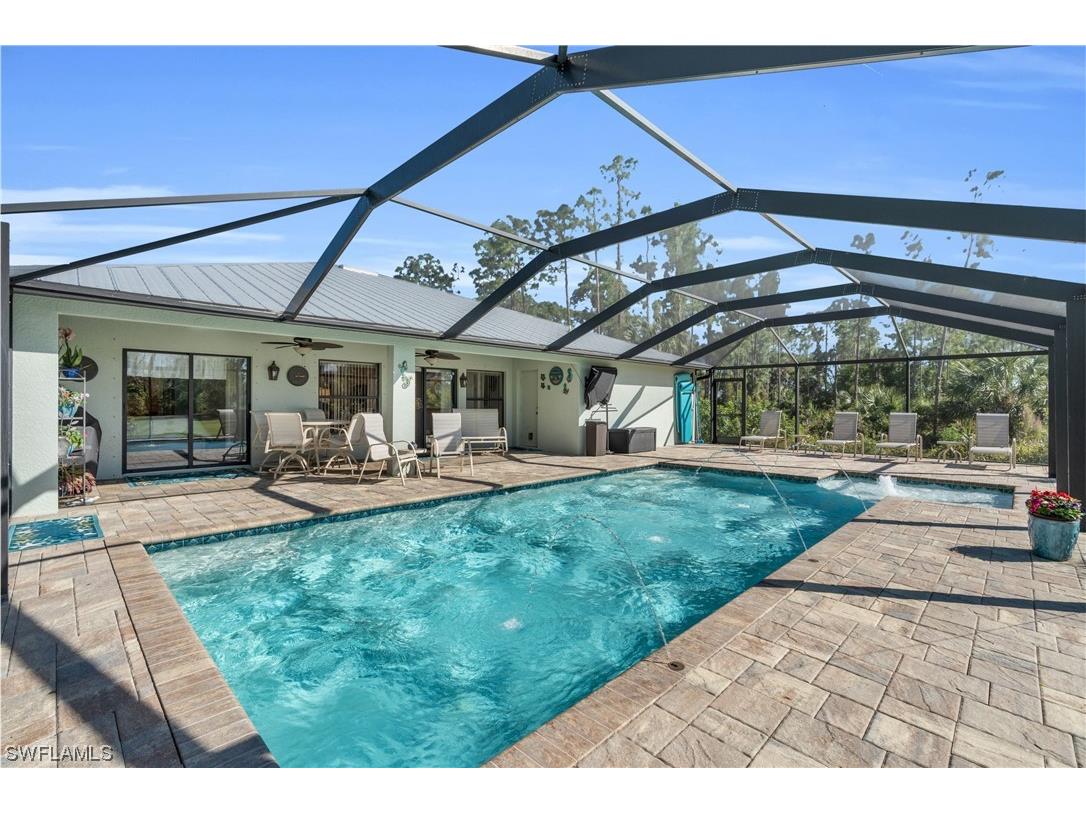 4585 20th Street NE Naples FL 34120 224010273 image1