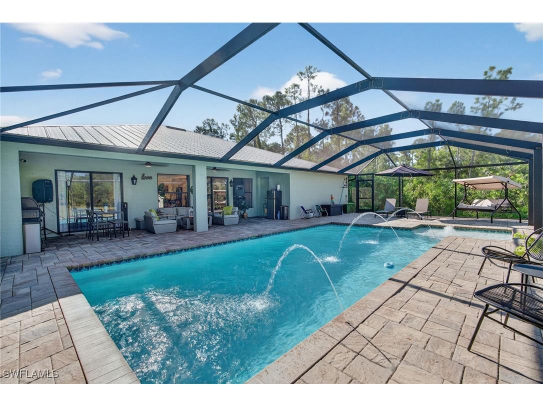 4585 20th Street NE Naples FL 34120 225071022 image1
