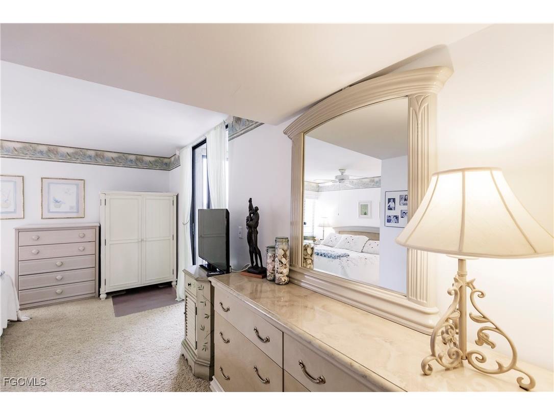 4585 Trawler Court #302 Fort Myers FL 33919 2025017168 image15