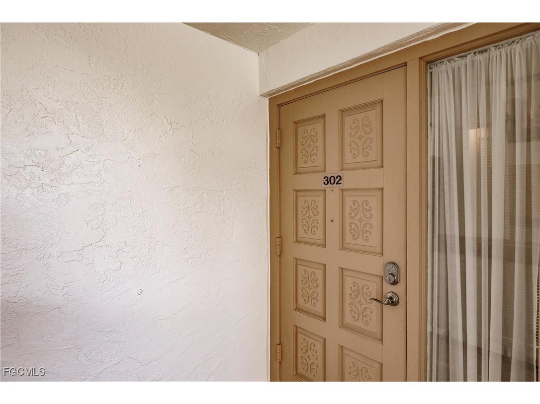 4585 Trawler Court #302 Fort Myers FL 33919 2025017168 image25