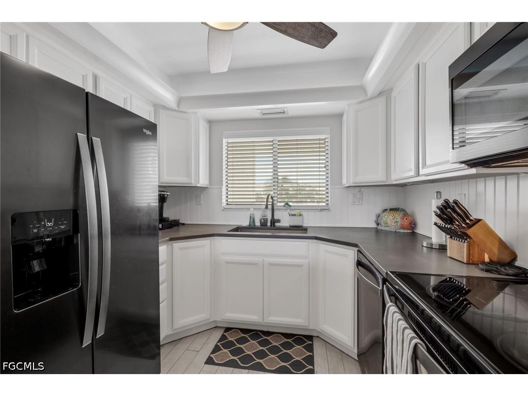 4586 Trawler Court #305 Fort Myers FL 33919 2026019928 image2