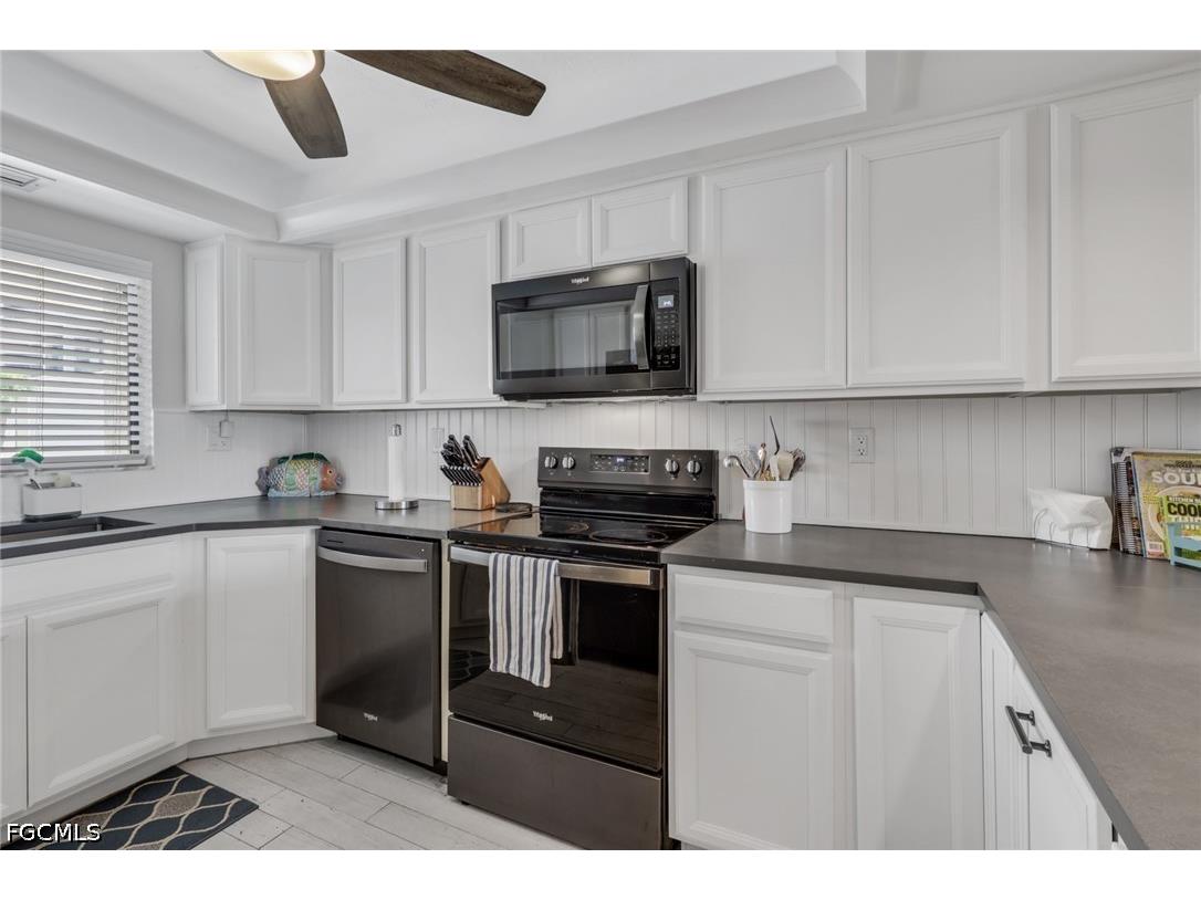 4586 Trawler Court #305 Fort Myers FL 33919 2026019928 image3