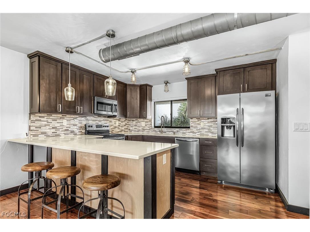 4586 Trawler Court #404 Fort Myers FL 33919 2026013013 image1