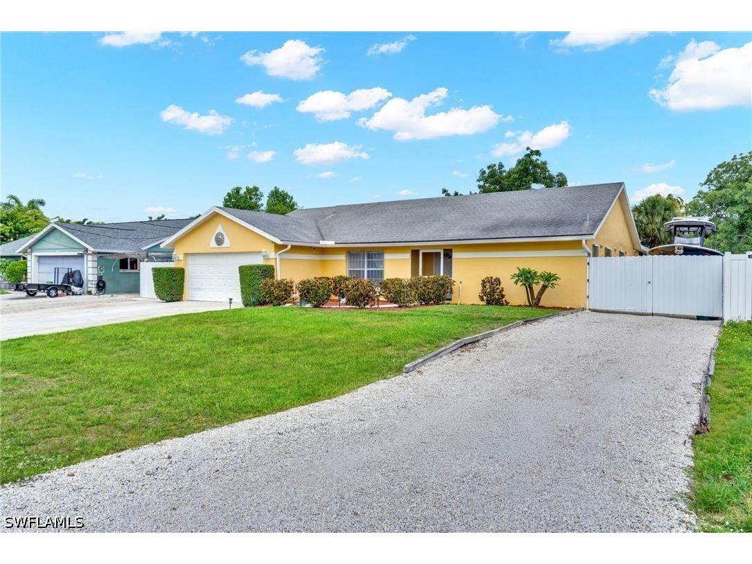 4587 25th Court SW Naples FL 34116 226018581 image1