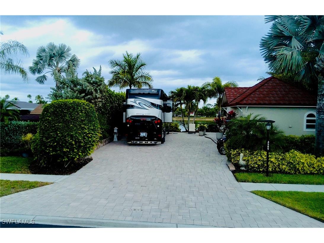 4589 Southern Breeze Drive Naples FL 34114 226002457 image1