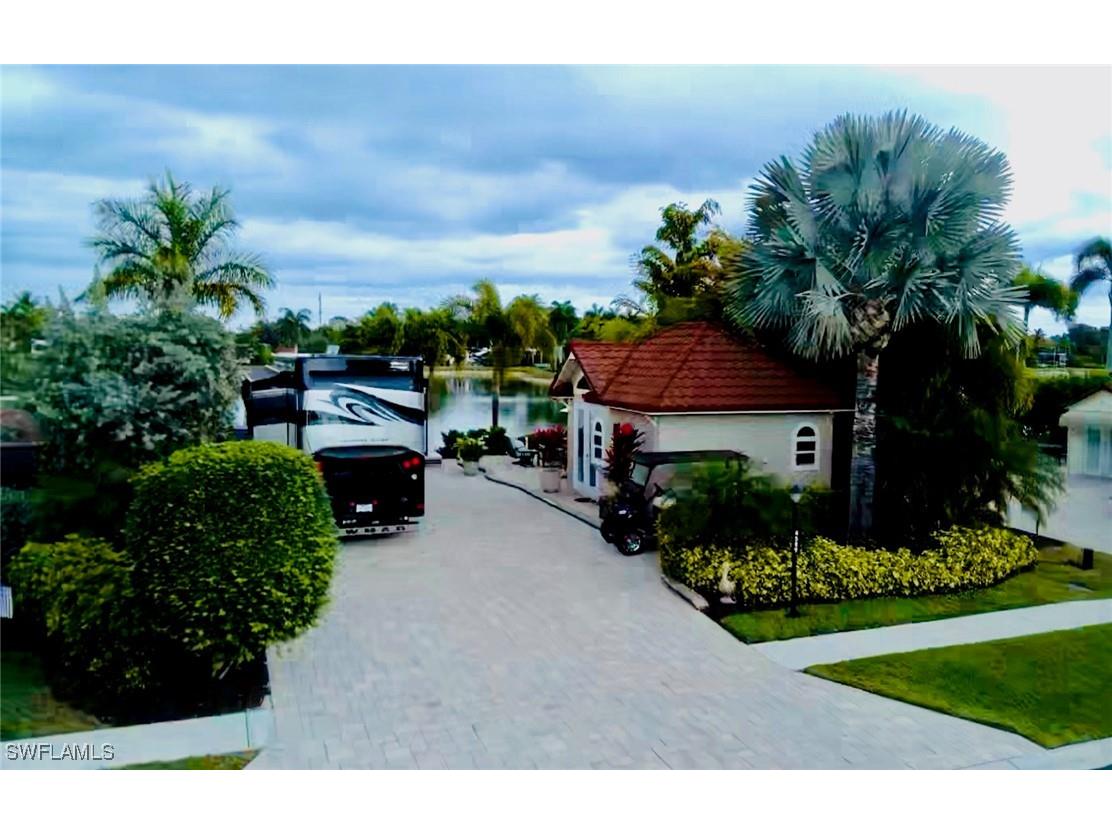 4589 Southern Breeze Drive Naples FL 34114 226002457 image2