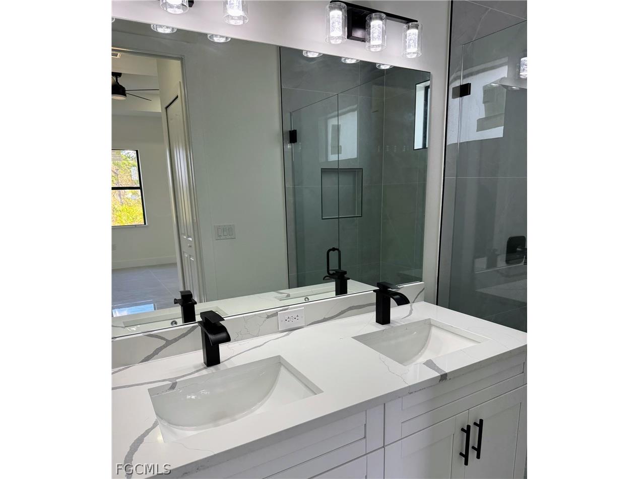 459 Lockport Avenue S Lehigh Acres FL 33974 2026012288 image4