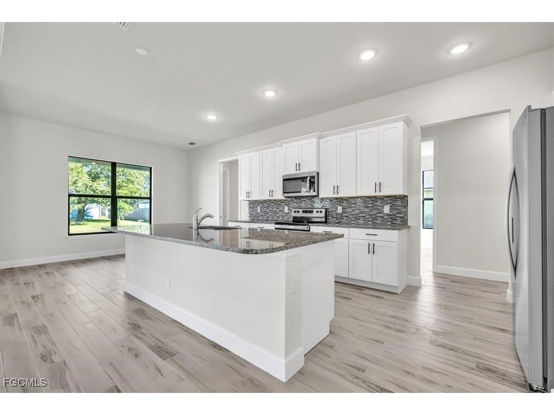 459 NE 2nd Place Cape Coral FL 33909 225033889 image11