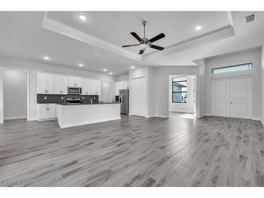 459 NE 2nd Place Cape Coral FL 33909 225033889 image2