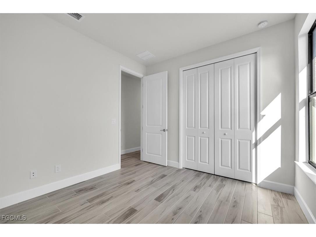 459 NE 2nd Place Cape Coral FL 33909 225033889 image22
