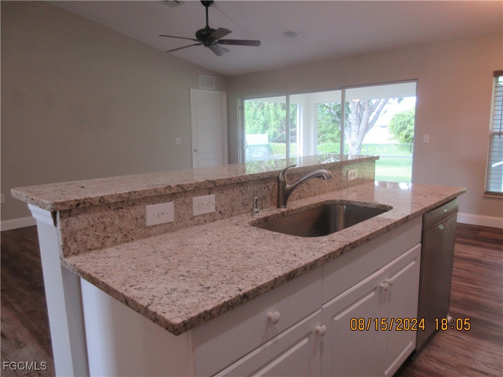 459 NE 3rd Avenue Cape Coral FL 33909 2025008523 image17