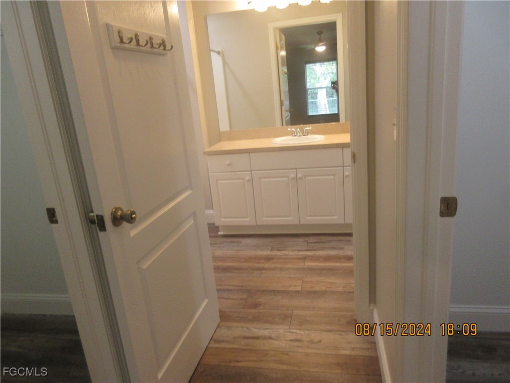 459 NE 3rd Avenue Cape Coral FL 33909 2025008523 image24