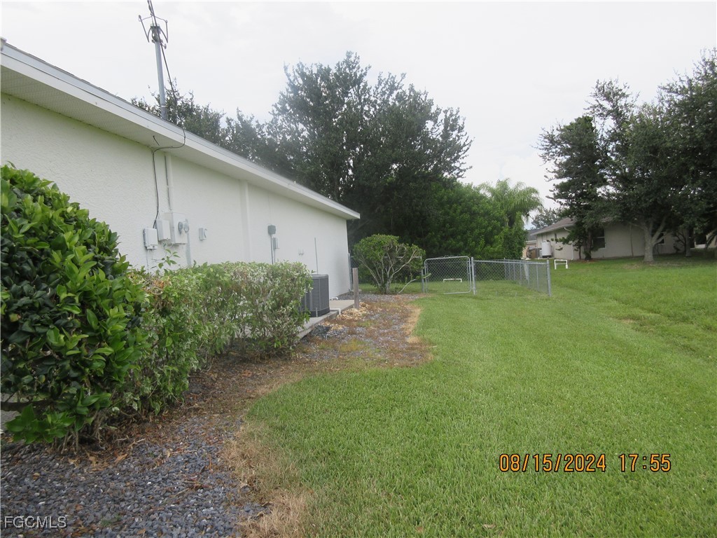 459 NE 3rd Avenue Cape Coral FL 33909 2025008523 image3