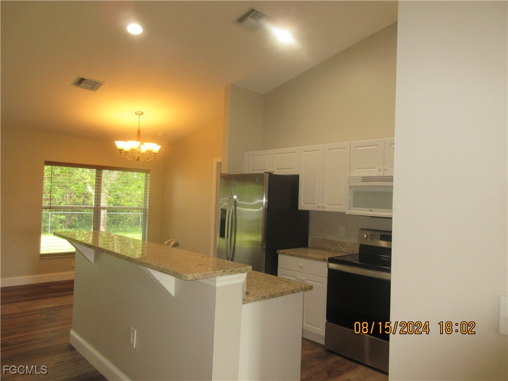 459 NE 3rd Avenue Cape Coral FL 33909 2025008523 image8