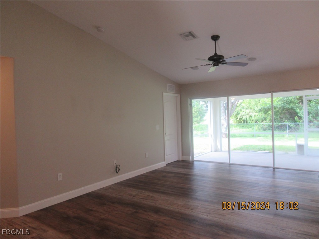 459 NE 3rd Avenue Cape Coral FL 33909 2025008523 image9