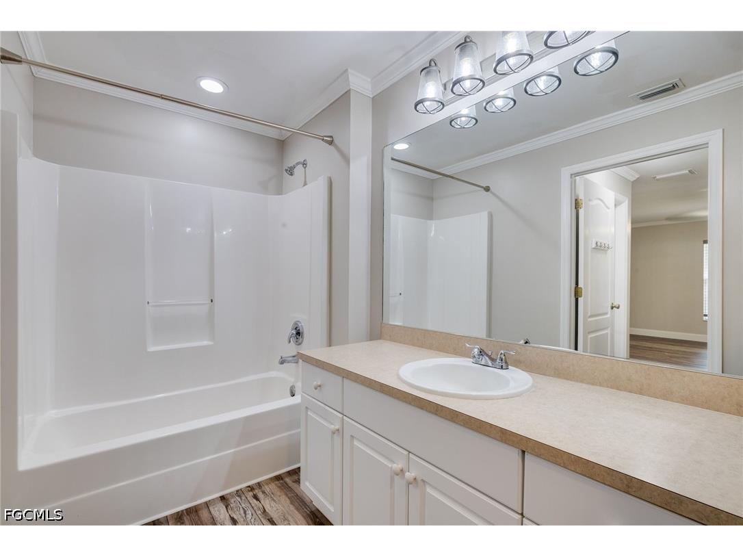 459 NE 3rd Avenue Cape Coral FL 33909 2026030851 image15