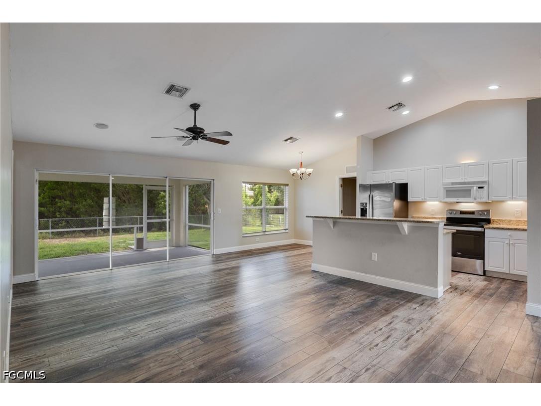 459 NE 3rd Avenue Cape Coral FL 33909 2026030851 image3