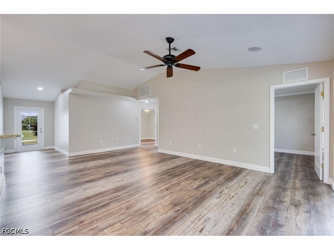 459 NE 3rd Avenue Cape Coral FL 33909 2026030851 image6