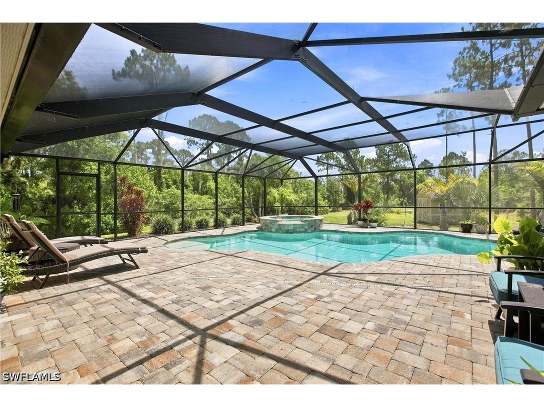 4590 16th Street NE Naples FL 34120 226026227 image1