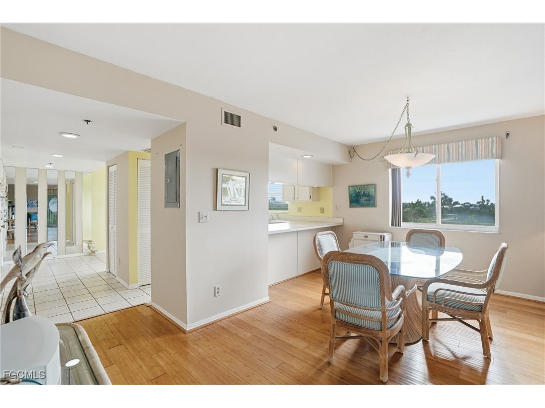 4591 Bay Beach Lane #294 Fort Myers Beach FL 33931 2025022764 image10