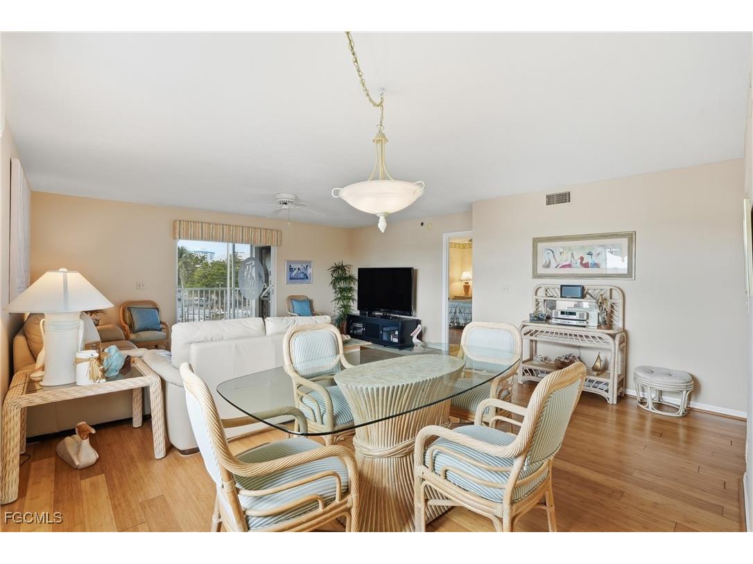 4591 Bay Beach Lane #294 Fort Myers Beach FL 33931 2025022764 image11