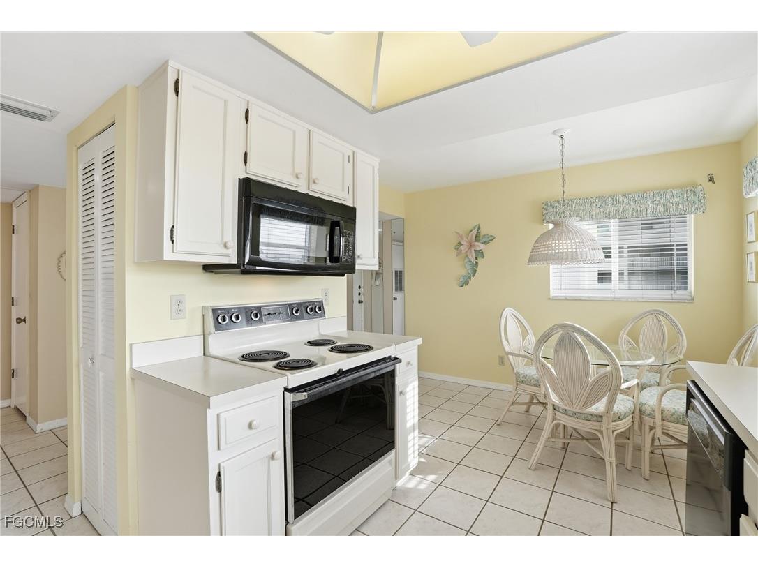 4591 Bay Beach Lane #294 Fort Myers Beach FL 33931 2025022764 image8