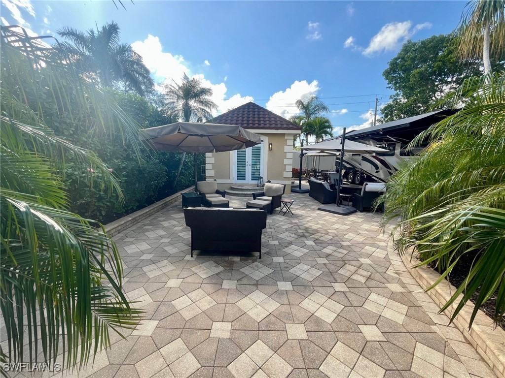 4592 Southern Breeze Drive Naples FL 34114 225075291 image1