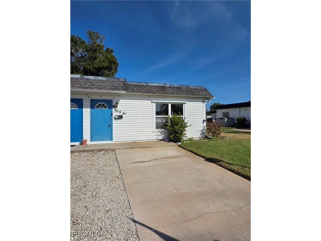 46 Hamlin Court Lehigh Acres FL 33936 2025024255 image1