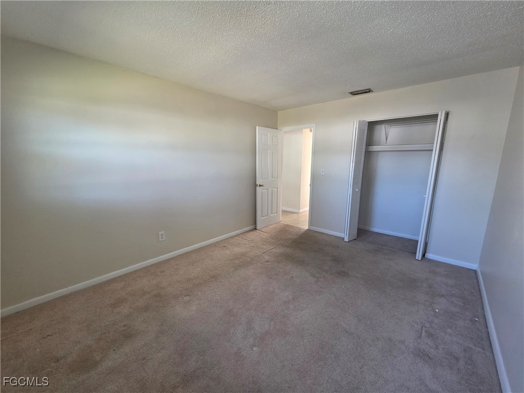 46 Hamlin Court Lehigh Acres FL 33936 2025024255 image8