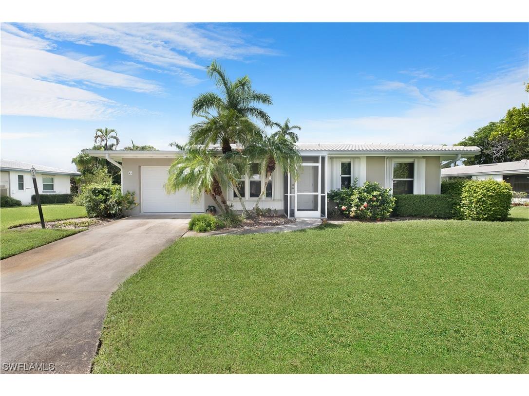 46 Lanai Court Naples FL 34112 223059526 image1