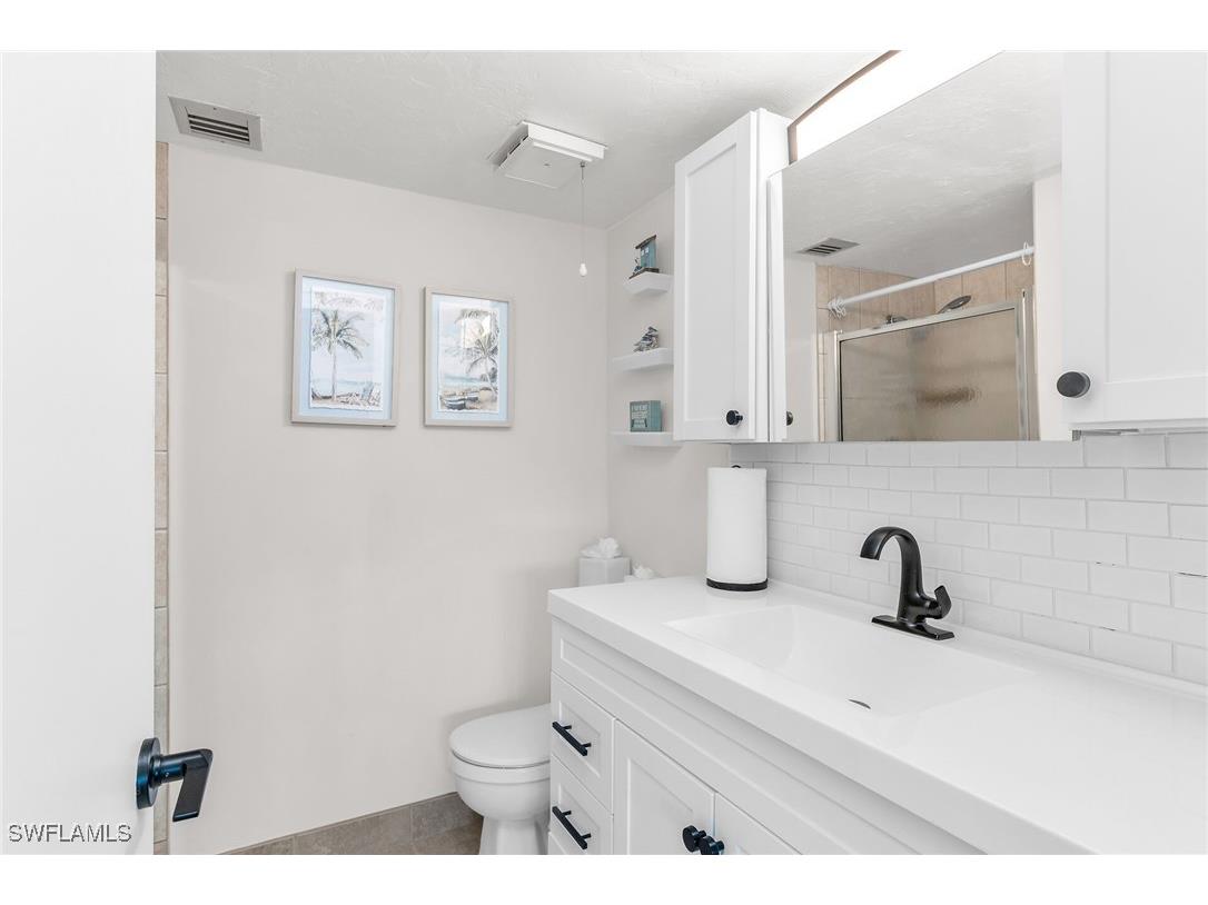 46 Manor Terrace E #8-108 Marco Island FL 34145 225041293 image12