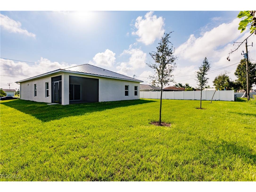 46 NE 4th Street Cape Coral FL 33993 2025000386 image24