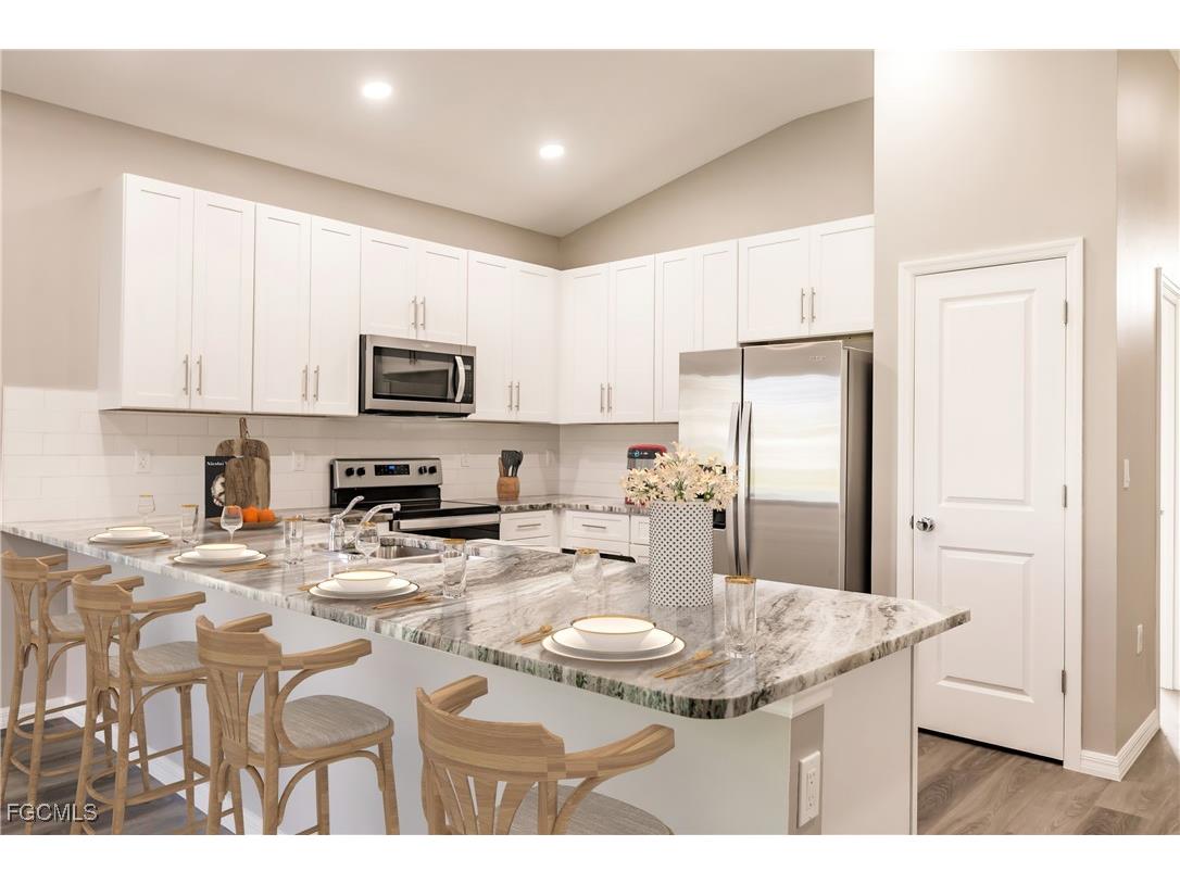 46 NE 4th Street Cape Coral FL 33993 2025000386 image5