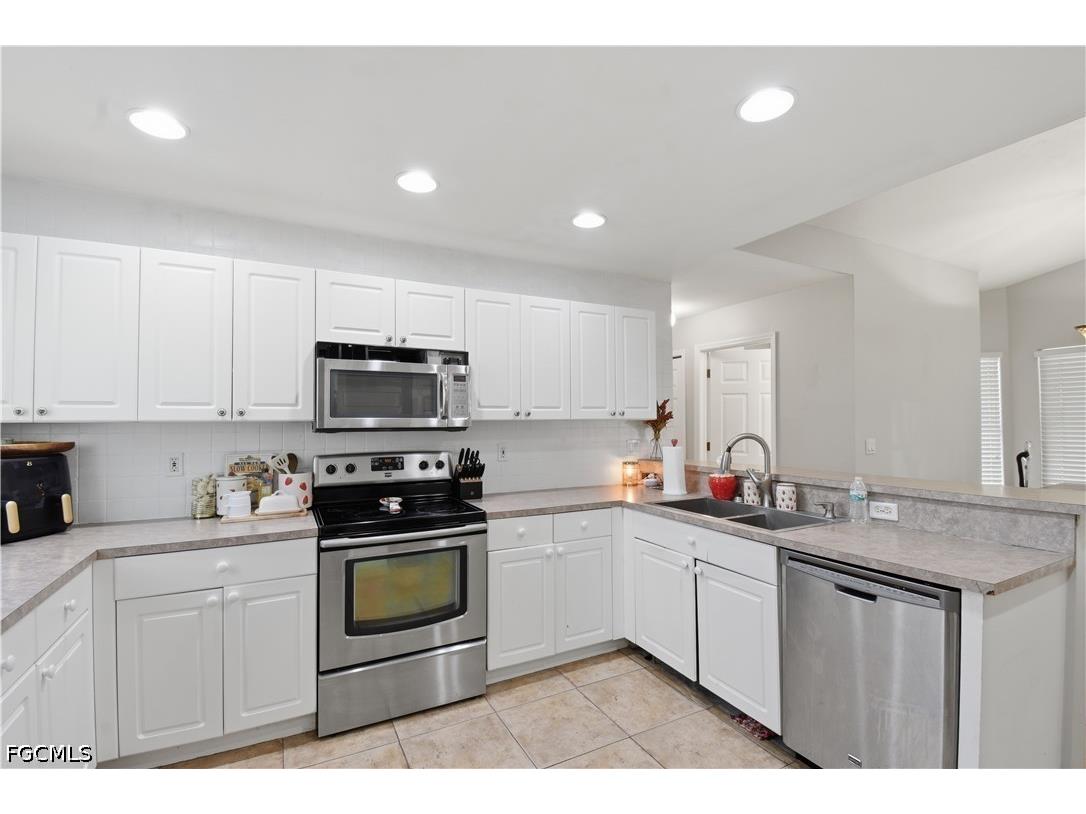 46 NW 1st Way Cape Coral FL 33993 2026017848 image2