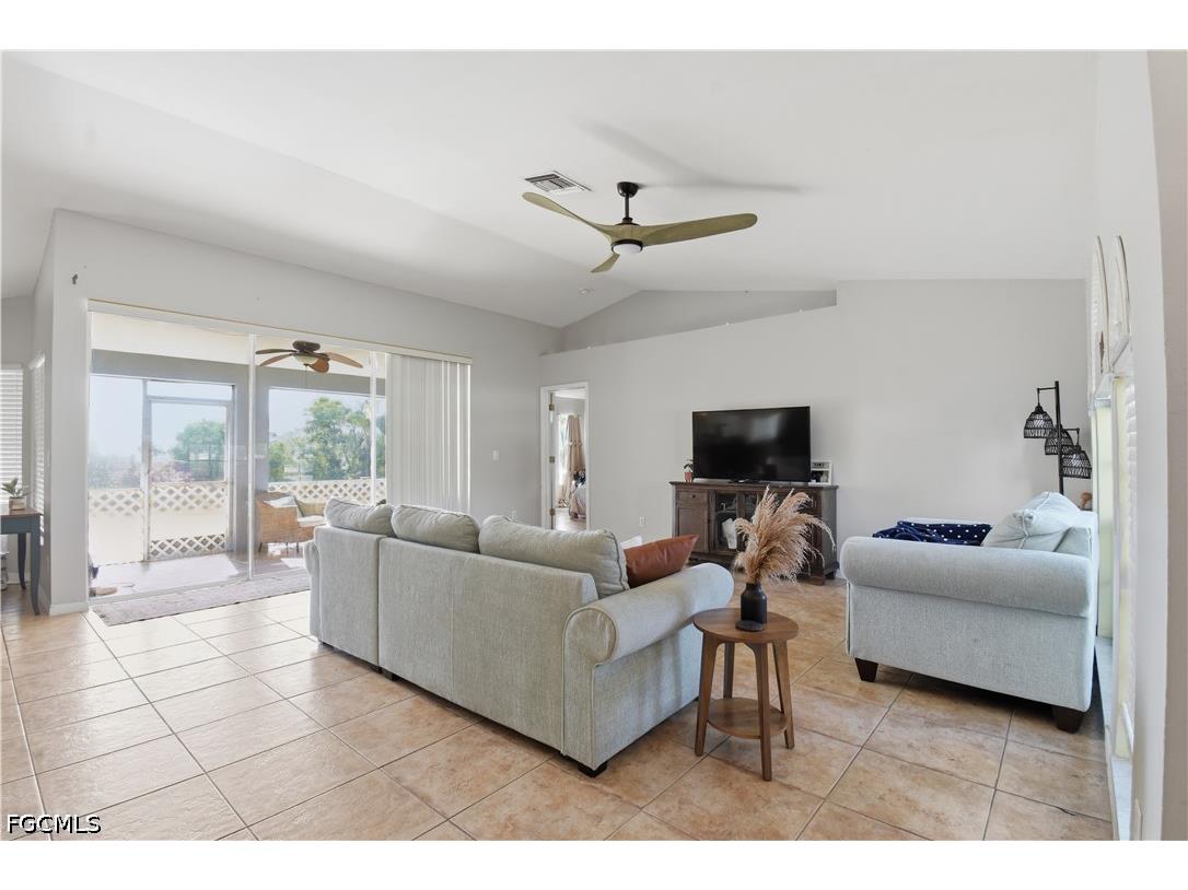 46 NW 1st Way Cape Coral FL 33993 2026017848 image6