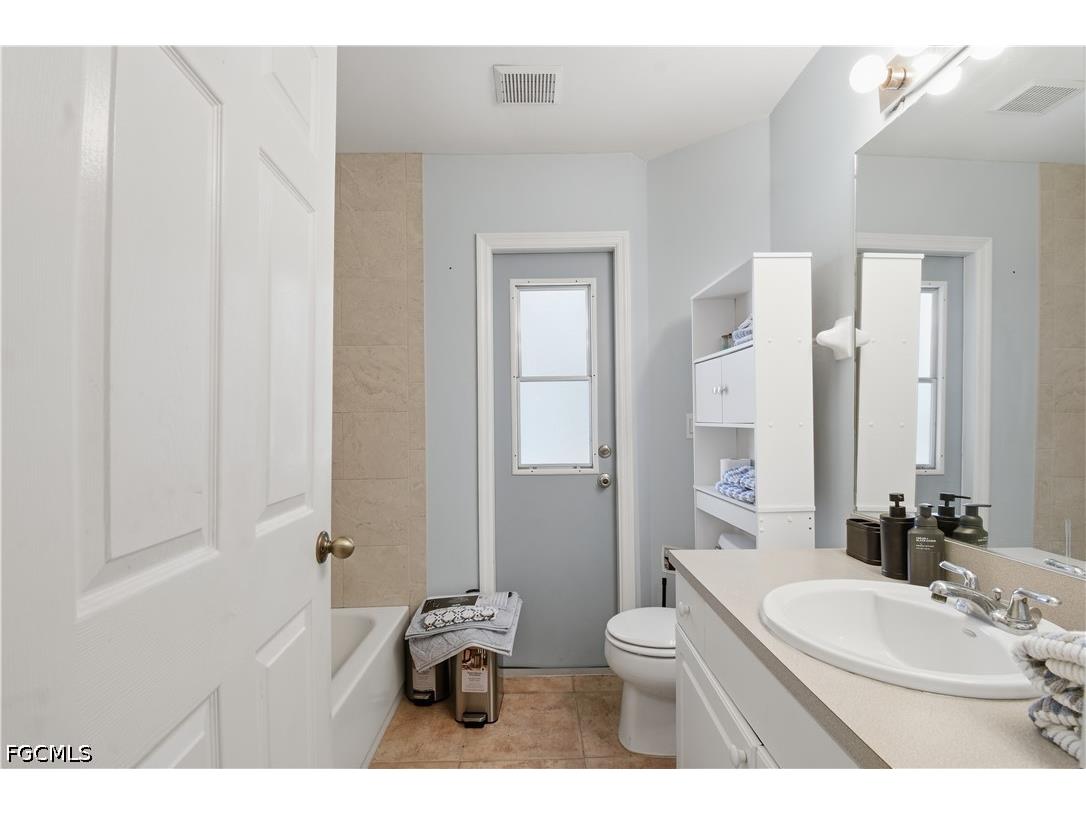 46 NW 1st Way Cape Coral FL 33993 2026017848 image9