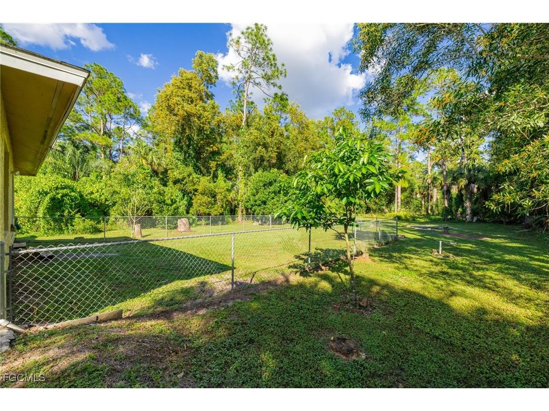 460 3rd Street SW Naples FL 34117 2025015628 image17