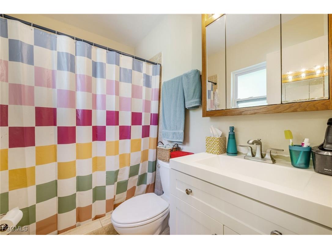 460 3rd Street SW Naples FL 34117 2025015628 image20