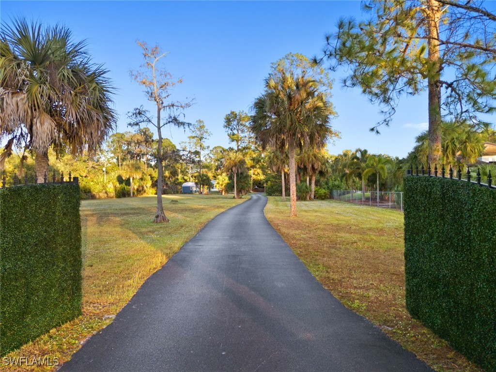 460 9th Street SW Naples FL 34117 225081912 image4