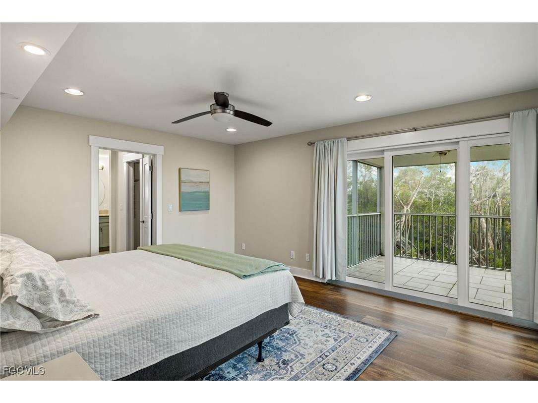 460 E Gulf Drive Sanibel FL 33957 2025019649 image21