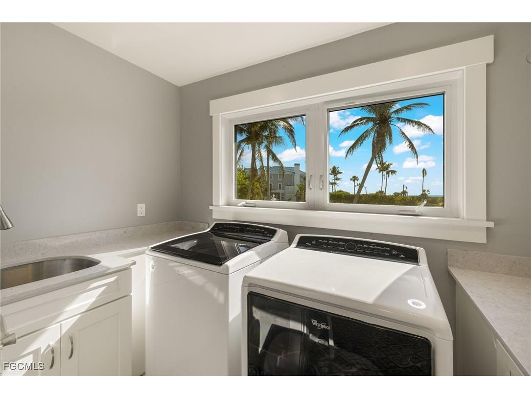 460 E Gulf Drive Sanibel FL 33957 2025019649 image23