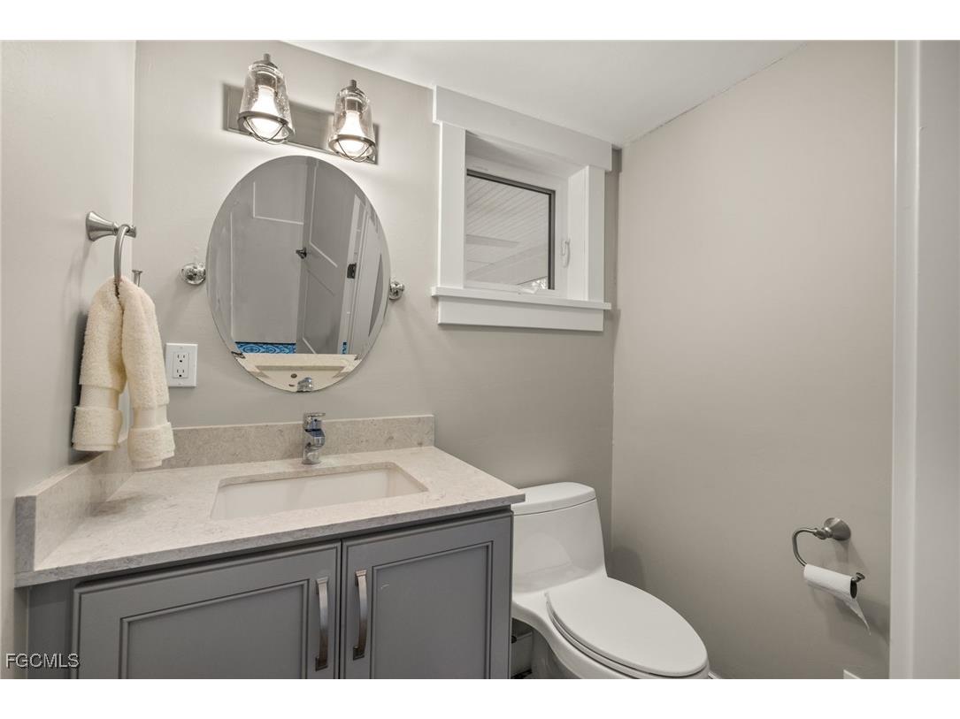 460 E Gulf Drive Sanibel FL 33957 2025019649 image25